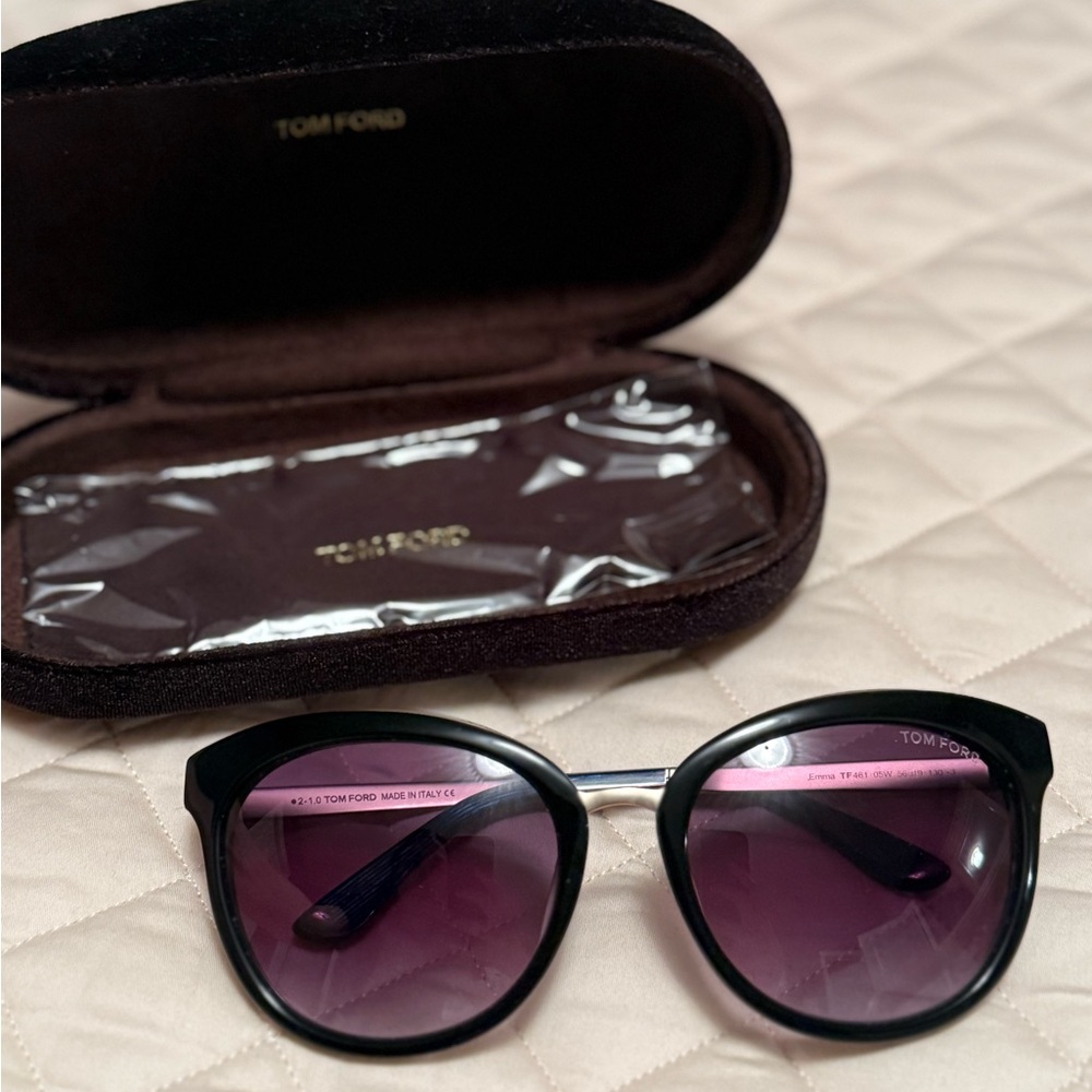 Tom Ford Black Cat-Eye Sunglasses - Picture 5 of 6